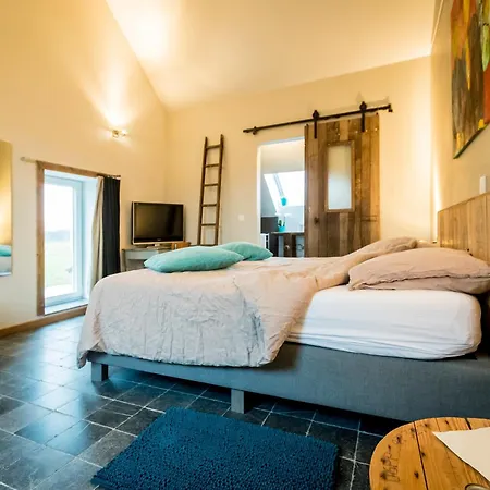 Art.14 Bed & Breakfast *